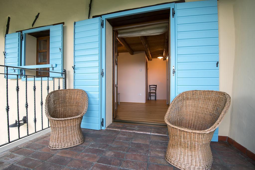 Pri Bregarju Guest House Podsabotin Ngoại thất bức ảnh